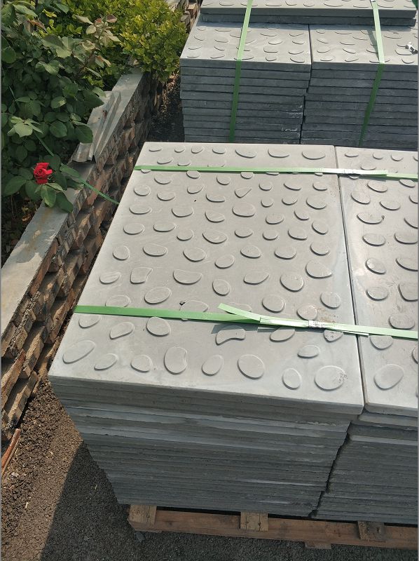 復(fù)合電纜溝臨時(shí)蓋板有哪些產(chǎn)品特點(diǎn)呢？